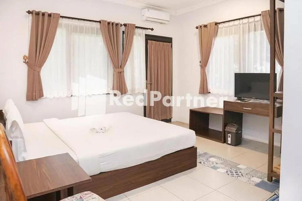 Panorama Inn Residence Batu Mitra Reddoorz Exterior photo